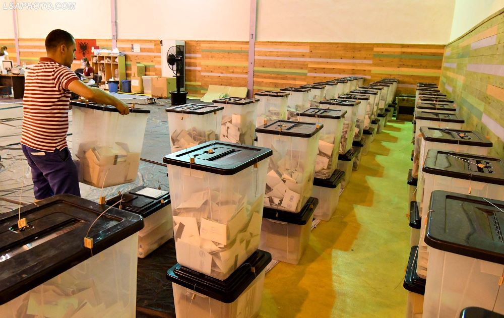 Sot heshtje zgjedhore, nesër votojnë 3.7 mln shqiptarë, për herë të parë dhe diaspora